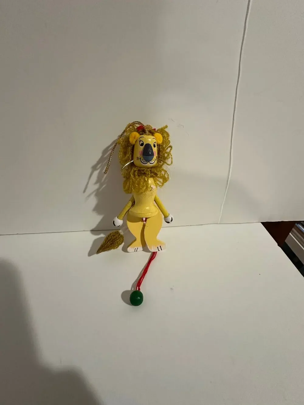 Vintage Wizard of OZ ornament 1980s Cowardly Lion - wood pull string
